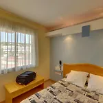 La Conga Hotel 2*