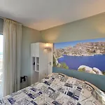 La Conga Hotel 2*
